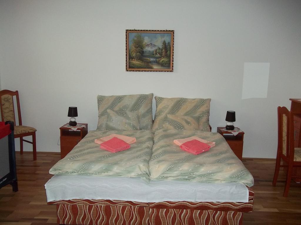 Szikla Vendégház Istenmezeje Habitación foto